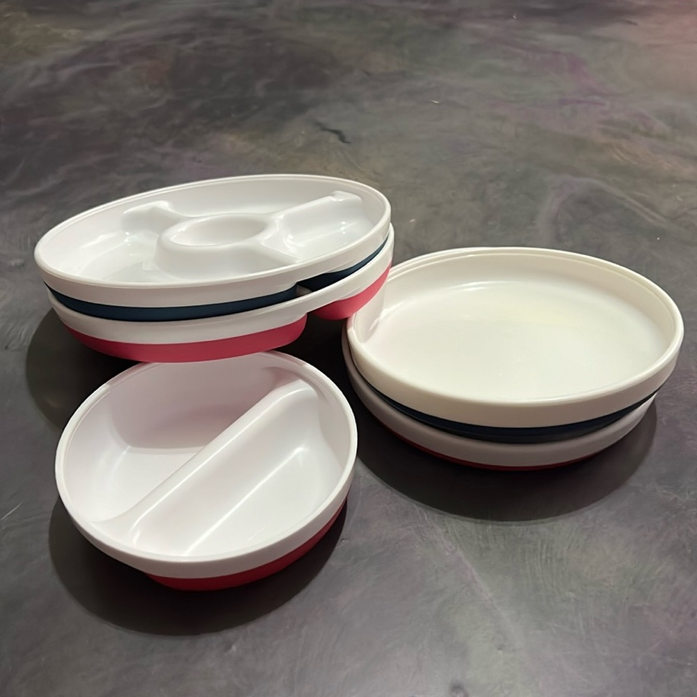 Oxo toddler plates (5)